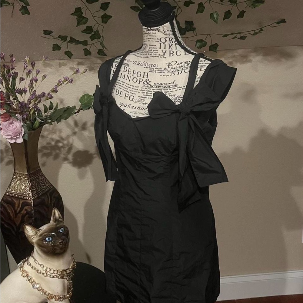 Kimchi Blue Black Midi Dress